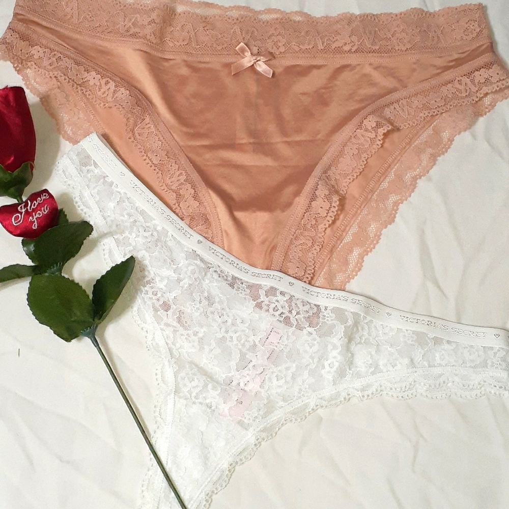 2 pairs VS panties